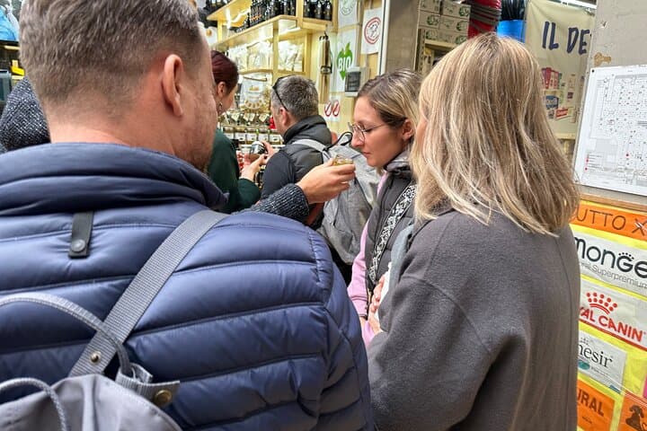 Roman Food Scavenger Hunt: Taste Rome’s Street Food and Learn Pasta-Making