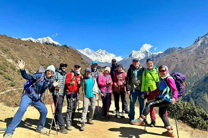 Everest Base Camp Trek with Helicopter Return — 12-Day Himalayan Trek photo 3