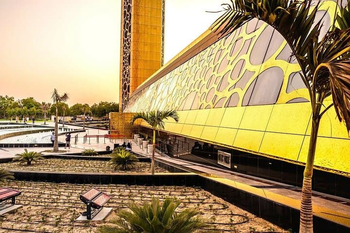 Dubai Frame and Miracle Garden Combo Tickets: Panoramic Views & Floral Spectacle photo 5