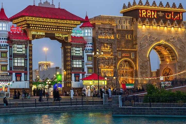 See Old and New Dubai: Dubai Frame & Global Village Evening Combo photo 5