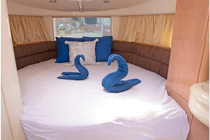 Overnight Yacht Dinner in Barcelona: Private Romantic Sail, Sushi & Sunrise