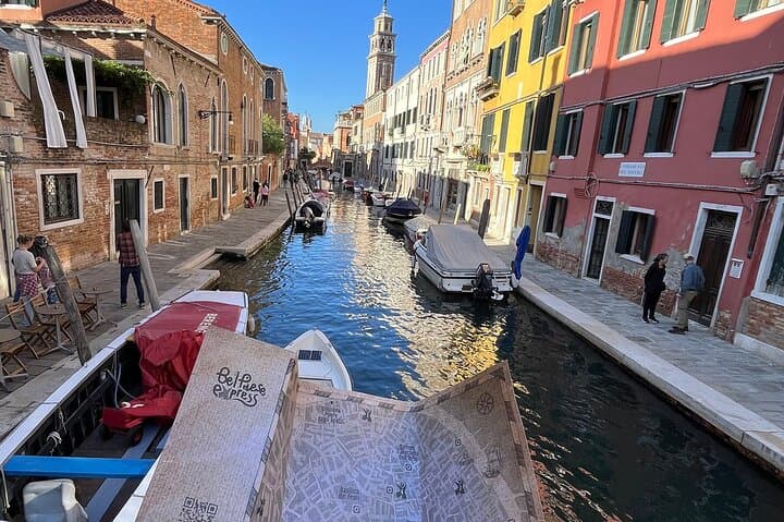 Venice Treasure Hunt at the Omo Dal Capelon — Interactive City Game photo 2
