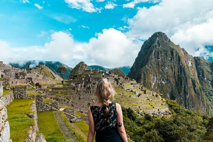 Sacred Valley & Machu Picchu 2-Day Tour from Cusco — Train, Ruins and Aguas Calientes