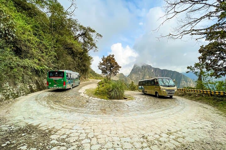 Guided Small-Group Tour of Machu Picchu from Cusco — 3-Hour Citadel Experience photo 6