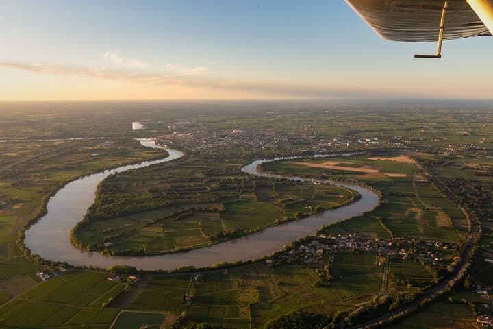 Aerial Flight Over St-Émilion & Pomerol Vineyards: Libourne Winery Air Tour photo 4