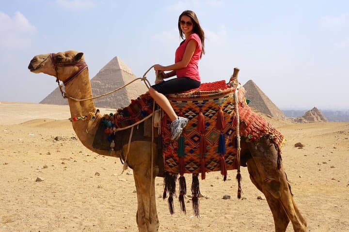 Private 1-Hour Camel Ride at the Giza Pyramids — Close-Up Views & Local Insight