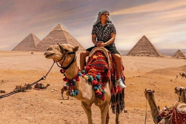 Private 1-Hour Camel Ride at the Giza Pyramids — Close-Up Views & Local Insight photo 6