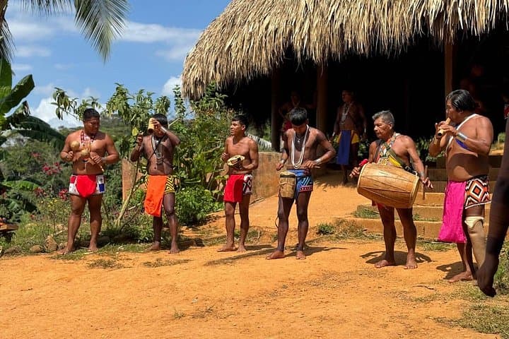 Embera Village & Chagres River Boat Tour on Gatun Lake — Panama Indigenous Community Experience photo 4