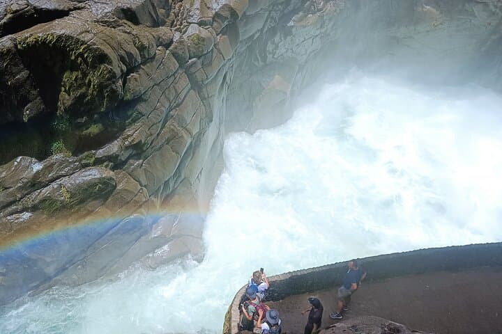 5-Day Ecuador Highlights: Quito, Mindo, Cotopaxi, Quilotoa & Baños Adventure photo 2