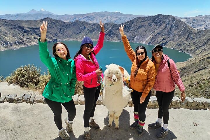 5-Day Ecuador Highlights: Quito, Mindo, Cotopaxi, Quilotoa & Baños Adventure photo 3