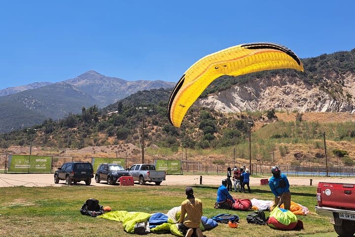 Private Paragliding Over Cajón del Maipo & Concha y Toro Wine Tour from Santiago