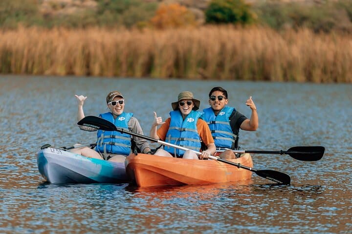 Exploring Canyon Lake: Paddleboarding and Kayaking Through Hidden Coves and Canyon Walls