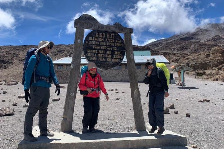 Marangu Route: 6-Day Kilimanjaro Climb — A Step-by-Step Guide to Uhuru Peak photo 6