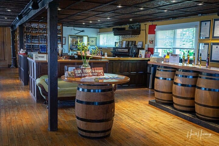 Custom Niagara Icewine & Wineries Private Day Tour