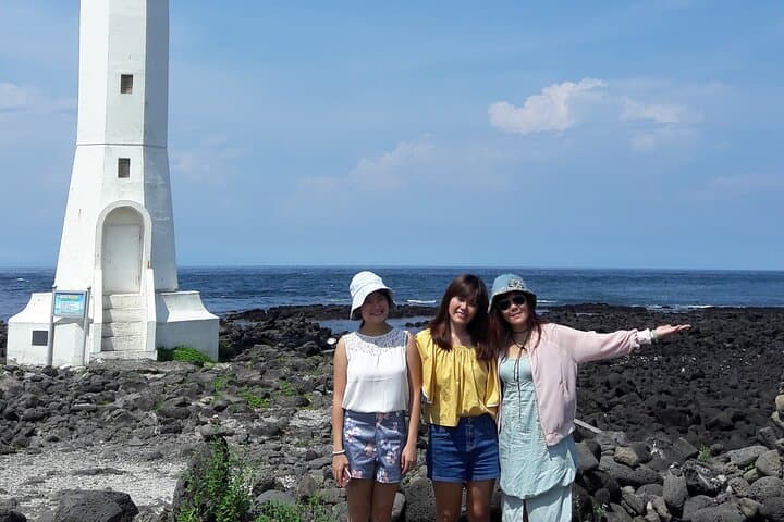 Seongsan Ilchulbong and Udo Island Full-Day: Jet Boat, Rail Bike & Beaches photo 2