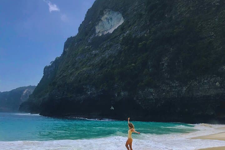 Exploring the Enchanting Eastern Nusa Penida Islands photo 4