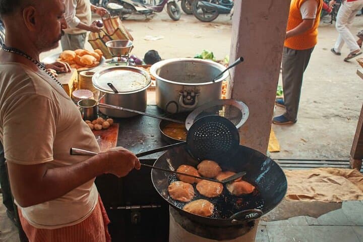 Varanasi Full-Day Private Tour: Sunrise Ganges Boat Ride & Sarnath Day Trip photo 4