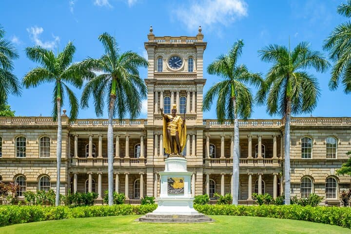 Downtown Honolulu Self-Guided Audio Walking Tour — Iolani Palace to Aloha Tower photo 5