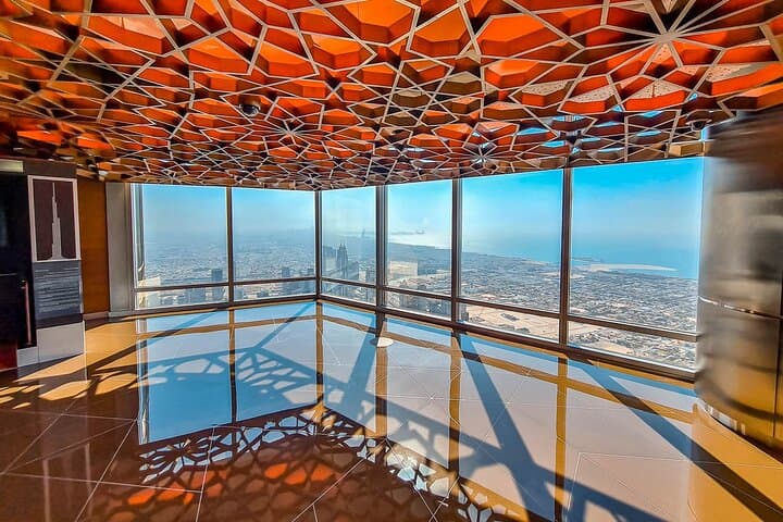 Sky-High Lounge Experience at Burj Khalifa Levels 152–154 with Dining Choices photo 5