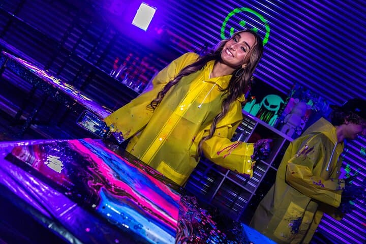 Chicago Shot of Art After Dark: Paint-Bursting Private Art Experience photo 4