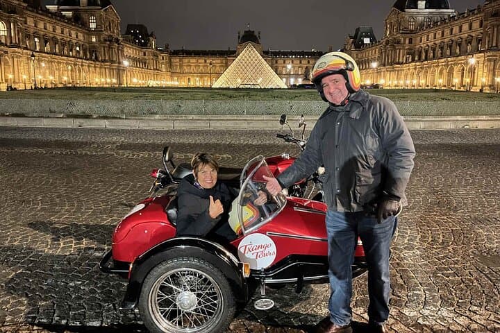Paris Night Sidecar Tour: Private Vintage Ride with Wine photo 4