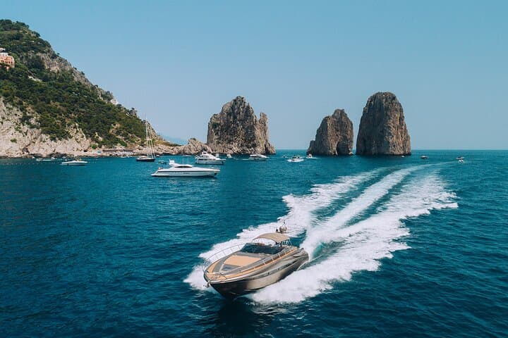 Capri private luxury yacht cruise from Sorrento — Riva Rivale 52 full-day charter photo 2