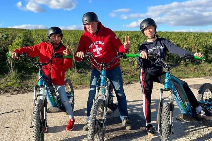 E‑Scooter Tour and Champagne Tasting on the Petite Montagne de Reims