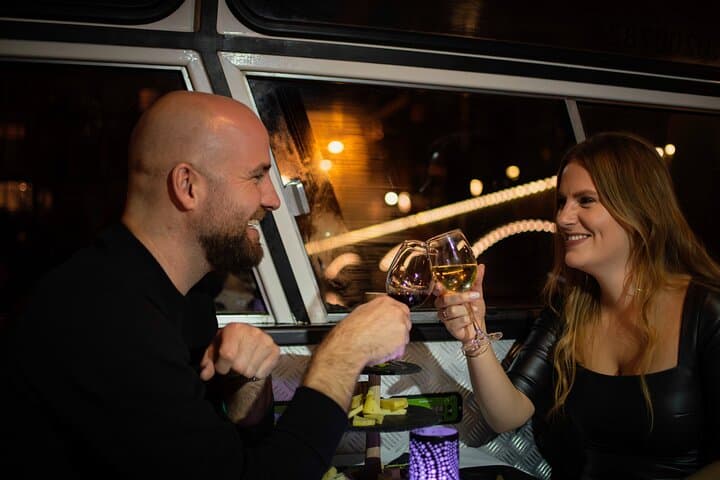 Evening Wine and Cheese Canal Cruise in Amsterdam: Guided Nighttime Tasting