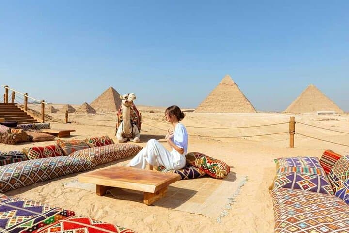 Half-Day Giza Pyramids & Sphinx Tour with Lunch at 9 Pyramids