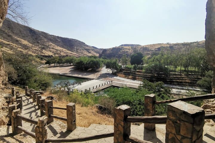 Half-Day East of Dhofar: Explore Wadi Darbat, Taqah & Sumhuram photo 3