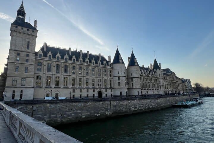 Paris Golden Pass: 2–4 Day Museum Pass with Seine Hop-On Hop-Off Boat photo 6