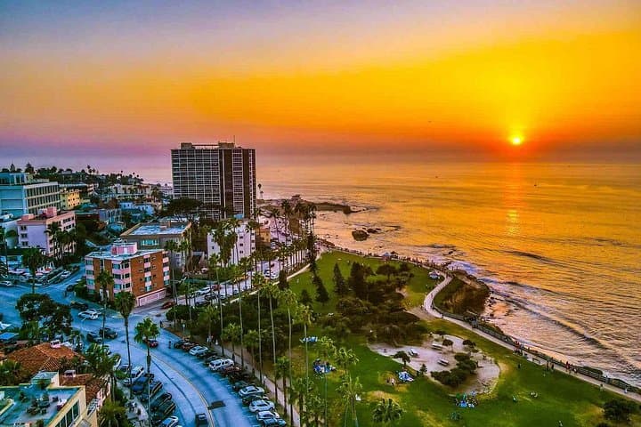 Private San Diego Drive Into Paradise Tour — Self-Guided Coastal & Cultural Road Trip photo 3