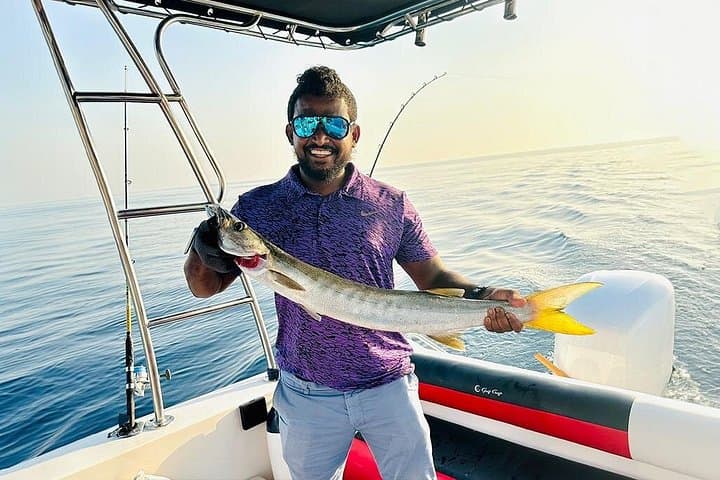 4-Hour Deep-Sea Fishing in Dubai Marina — Trolling, Casting & Bottom Fishing photo 2