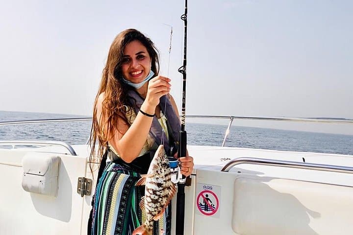 4-Hour Deep-Sea Fishing in Dubai Marina — Trolling, Casting & Bottom Fishing photo 3