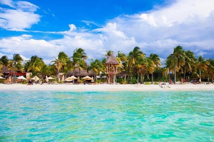 Luxury Catamaran to Isla Mujeres: Snorkel, Beach Club & Open Bar from Cancún photo 3