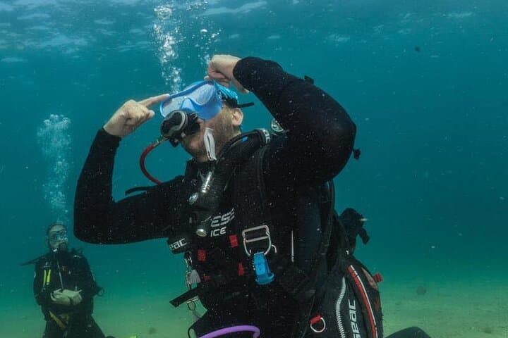 PADI Scuba Diver Course in Tossa de Mar — One-Day Costa Brava Certification photo 4