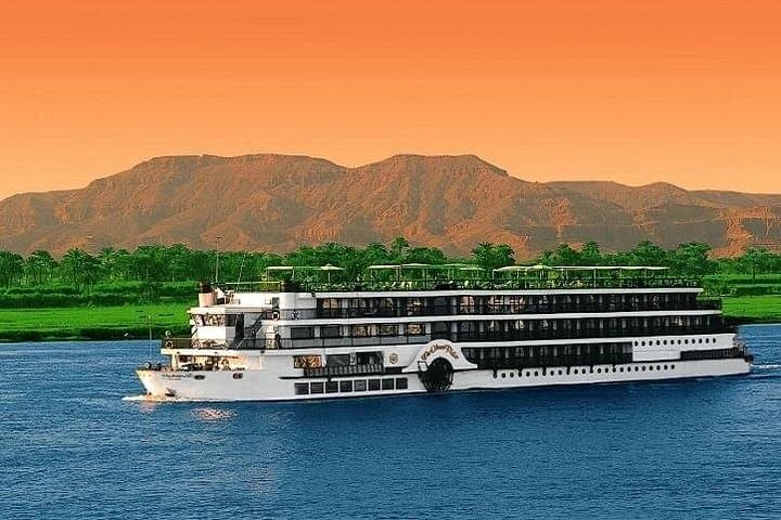 Aswan to Luxor 3-Night Nile Cruise with Abu Simbel & Hot-Air Balloon photo 3