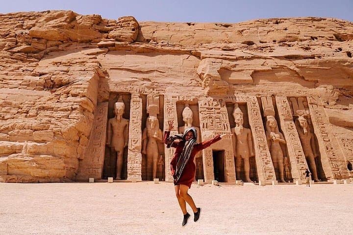 Aswan to Luxor 3-Night Nile Cruise with Abu Simbel & Hot-Air Balloon photo 4