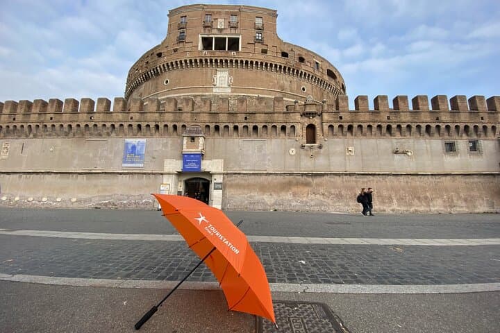Castel Sant'Angelo Skip-the-Line: Hadrian's Fortress, Papal Apartments & Terrace Views photo 2