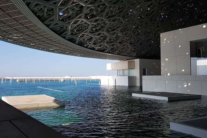 Louvre Abu Dhabi Private Tour with Seamless Transfer photo 4