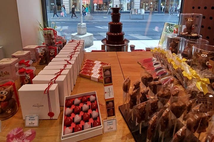 Private Chocolate and Watch Tour in Geneva — Chocolate Tastings & Watchmaking History