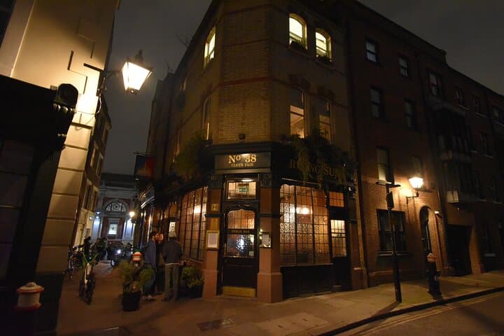 Haunted Pub Tour of London: Ghostly Pubs & Historic Spirits Walk