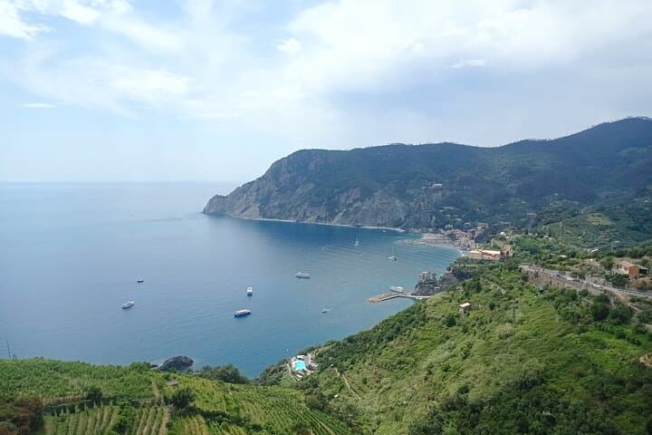 Accessible Cinque Terre Private Tour from La Spezia — Portovenere, Corniglia & Vernazza photo 1