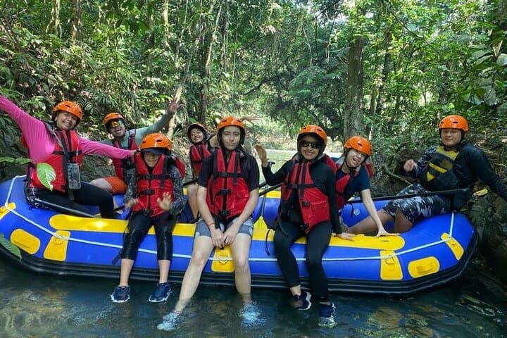 Rio Claro Canyon: Private Rafting, Cave Walk & Hydrohiking