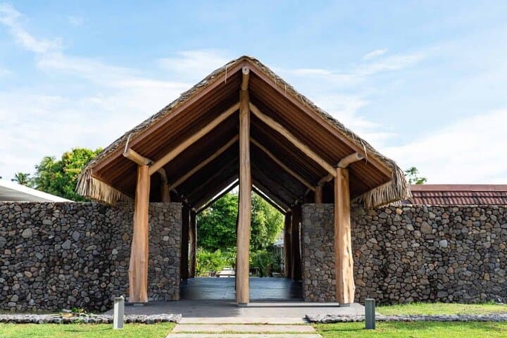 Tahiti Circle Island Afternoon Tour: Museum, Waterfalls & Pointe Venus (5h) photo 2