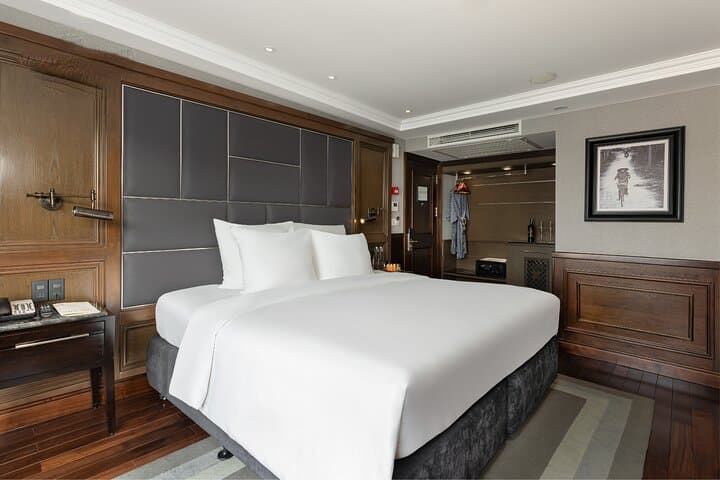 Two-Day Boss Cruise: Explore Lan Ha and Halong Bay from Hanoi photo 6