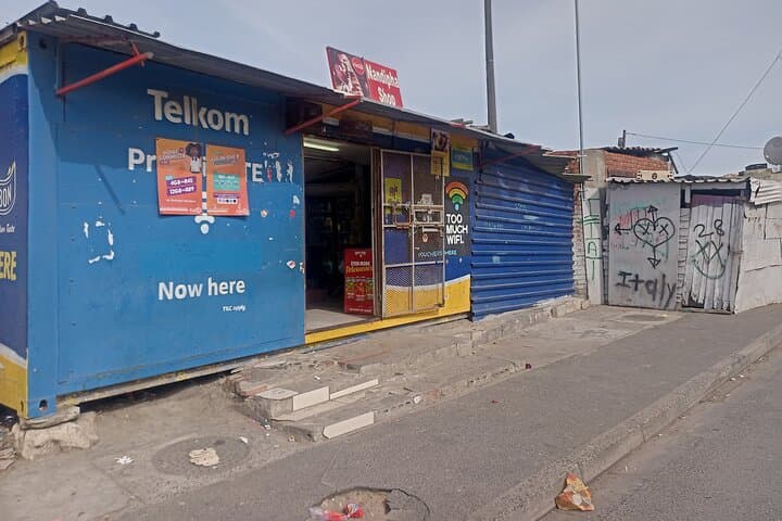 Cape Town Township Tour: Historical & Cultural Experience with Private Transfer