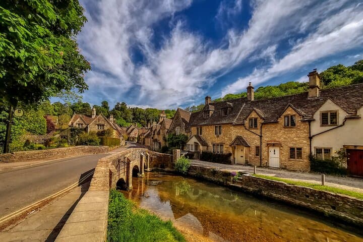 Classic Cotswolds Day Trip from London: Chipping Campden, Broadway & Bourton-on-the-Water photo 5