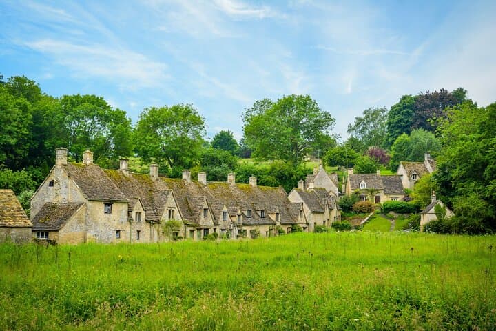 Cotswold Countryside Walking Tour: 7-Day Shared Adventure Through Villages & Wolds photo 2
