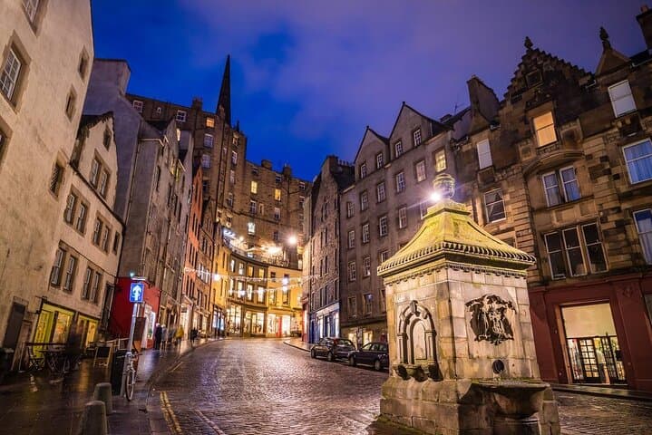Spectral Encounters: Private Ghost Walking Tour of Edinburgh's Royal Mile & Canongate Kirk photo 4